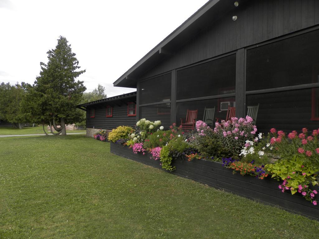 Killarney Mountain Lodge Екстер'єр фото