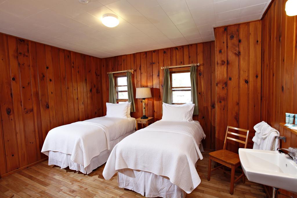Killarney Mountain Lodge Екстер'єр фото