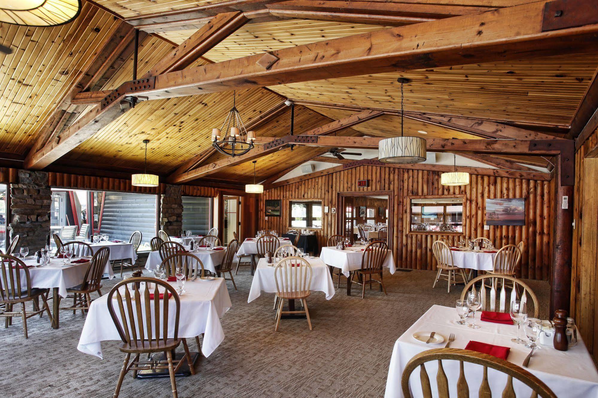 Killarney Mountain Lodge Екстер'єр фото