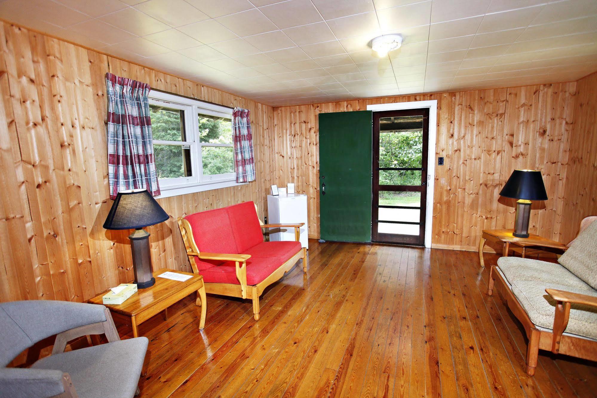 Killarney Mountain Lodge Екстер'єр фото