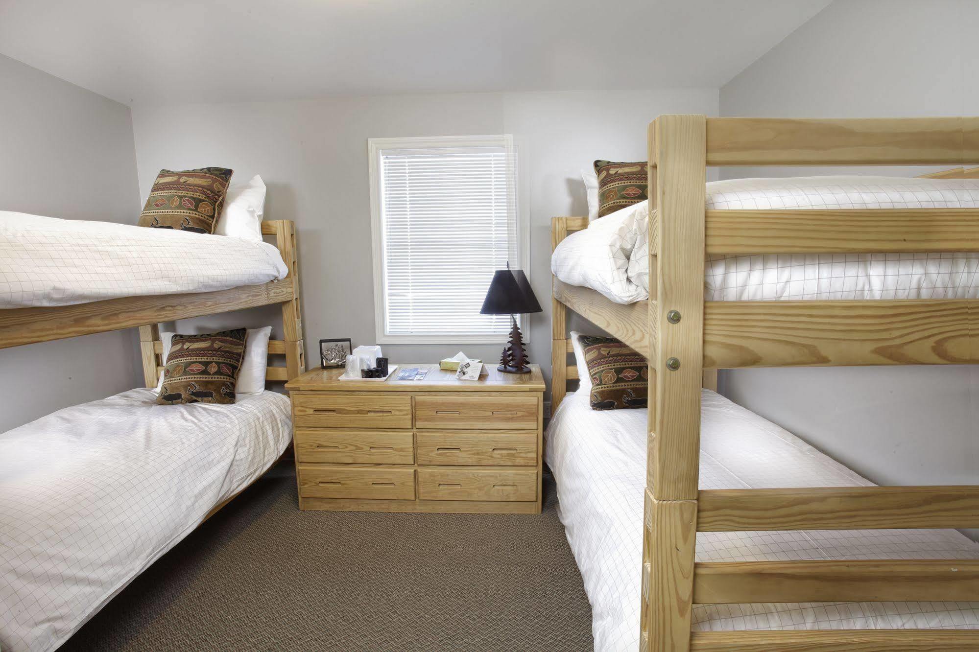 Killarney Mountain Lodge Екстер'єр фото