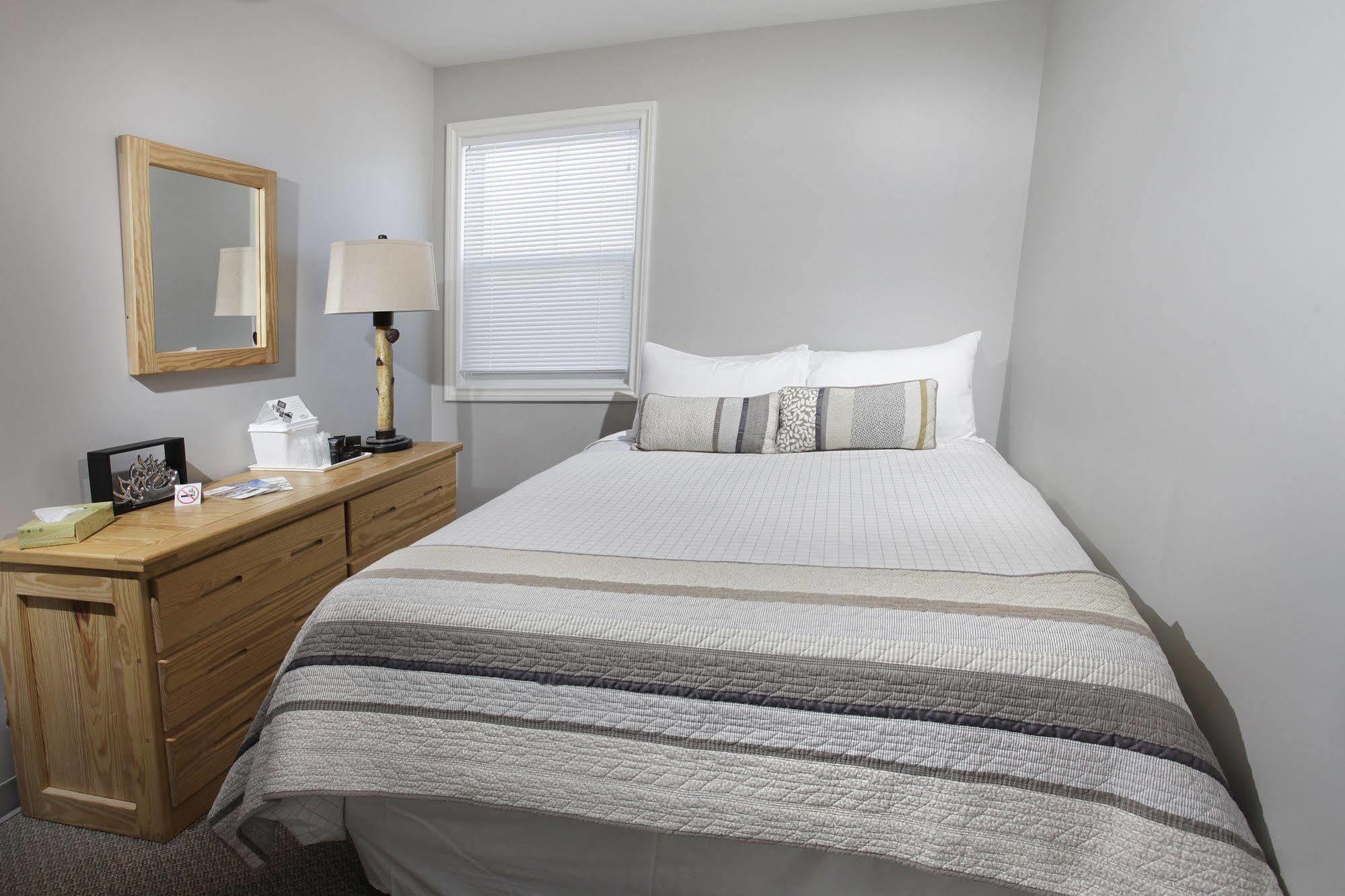 Killarney Mountain Lodge Екстер'єр фото