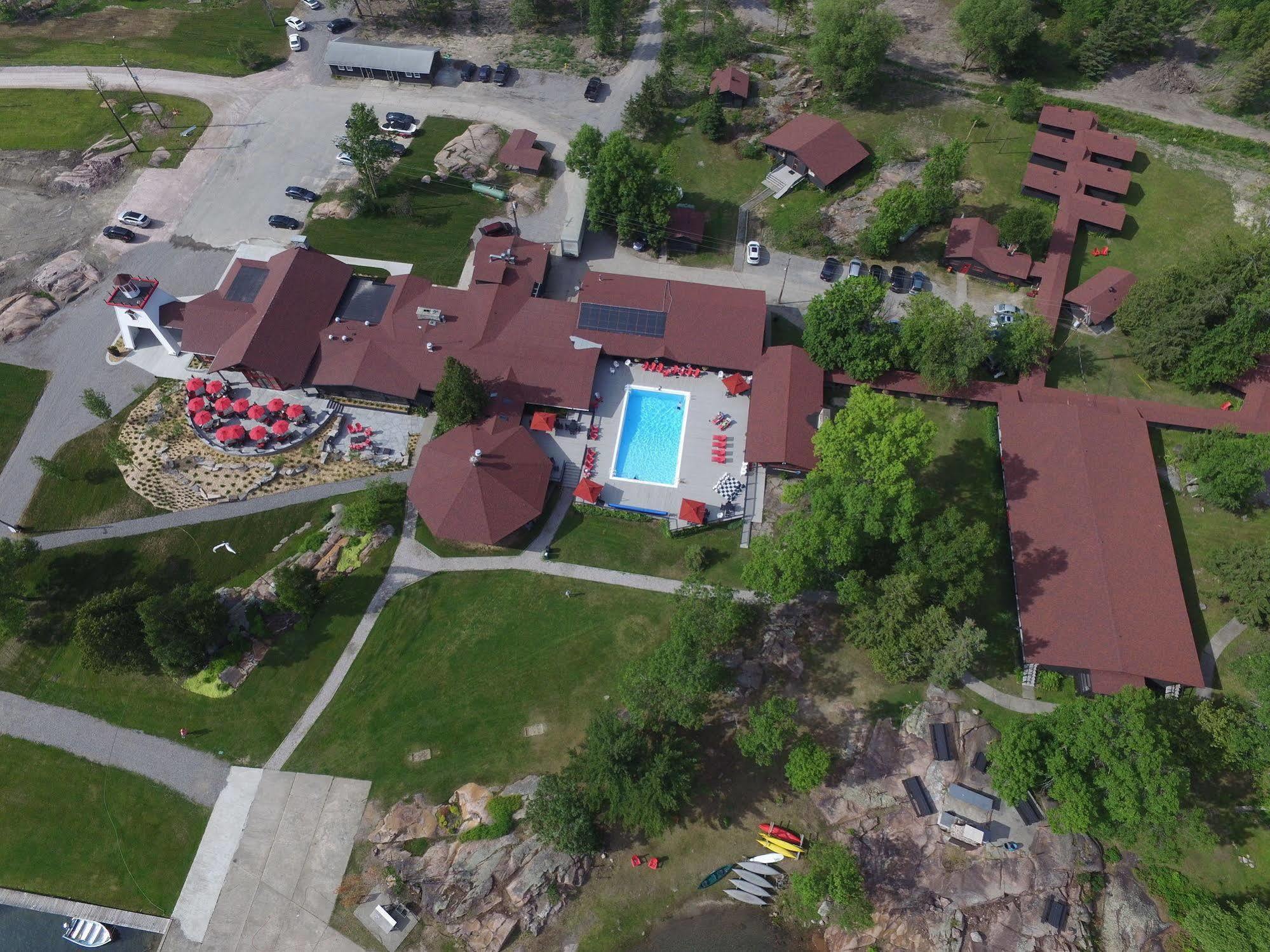 Killarney Mountain Lodge Екстер'єр фото
